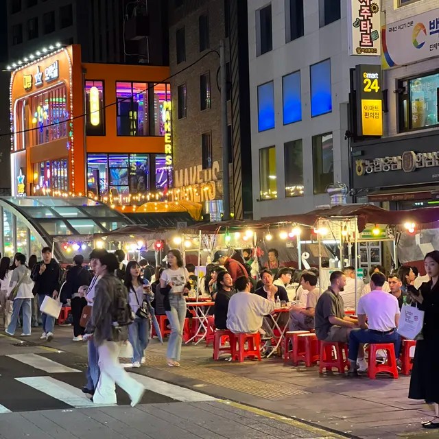 Jongno 3-ga Pojangmacha Street 