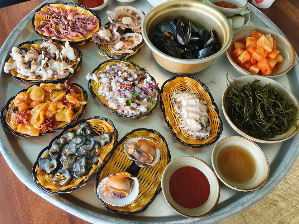 Where to Eat in Jeju? 🍜 My Top 10 Local Picks (Backed by Real Kakao Navi Data!)