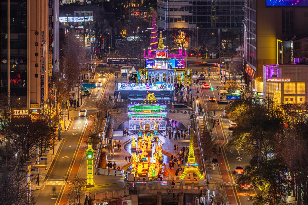 Magical Winter in Seoul: 2025 Lantern Festival & Top 8 Local&nbsp;Eats