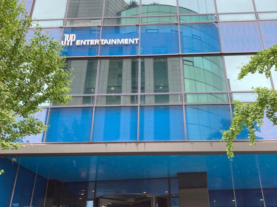 Near JYP  🥩: Top 10 Local Restaurants in&nbsp;Gangdong